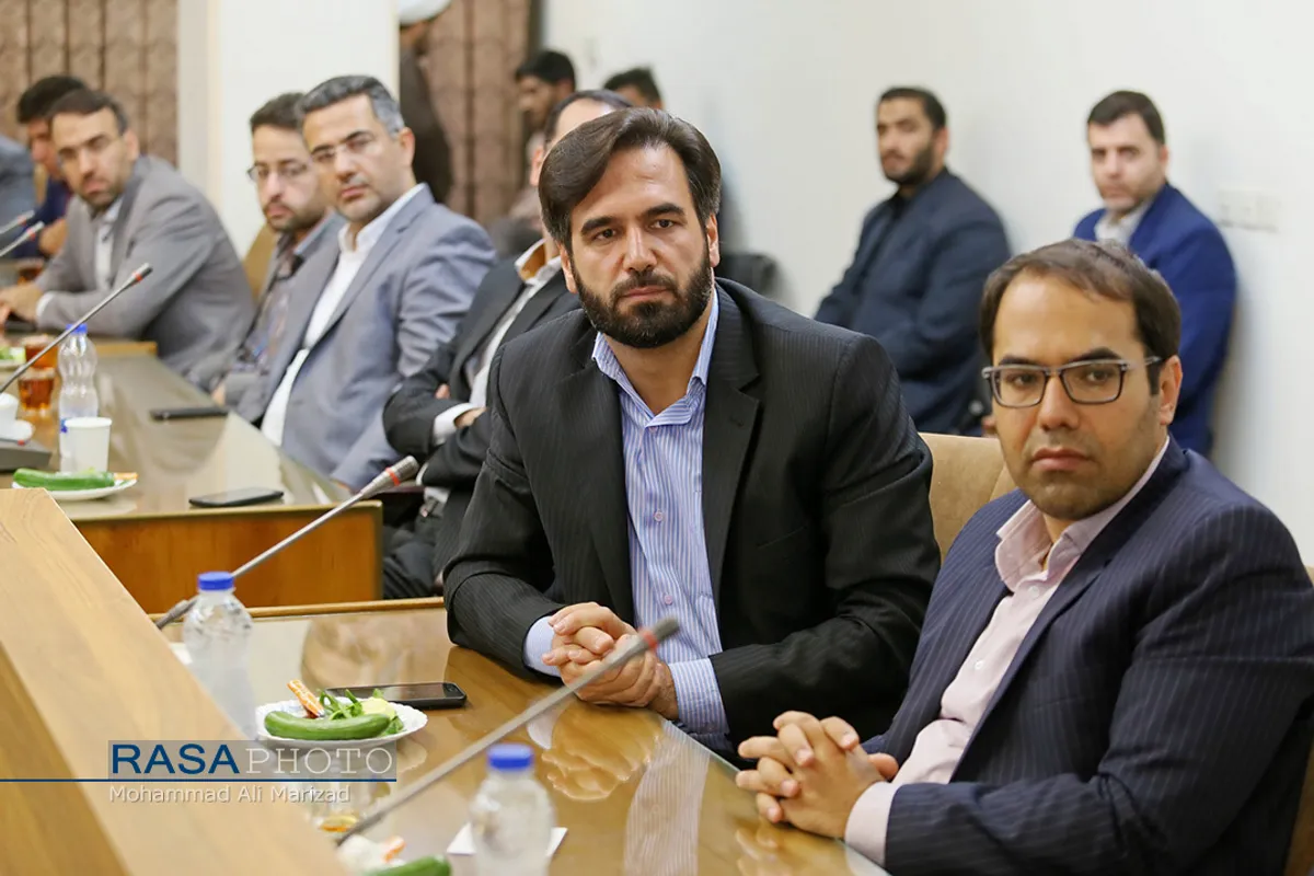 دیدار جمعی از دادستان&zwnj;های قوه قضاییه با آیت الله یزدی رئیس جامعه مدرسین&lrm;