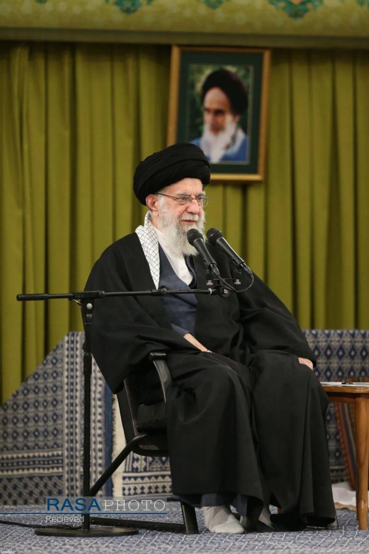 دیدار مسئولان، سفرای کشورهای اسلامی و جمعی از اقشار مختلف مردم با رهبر انقلاب