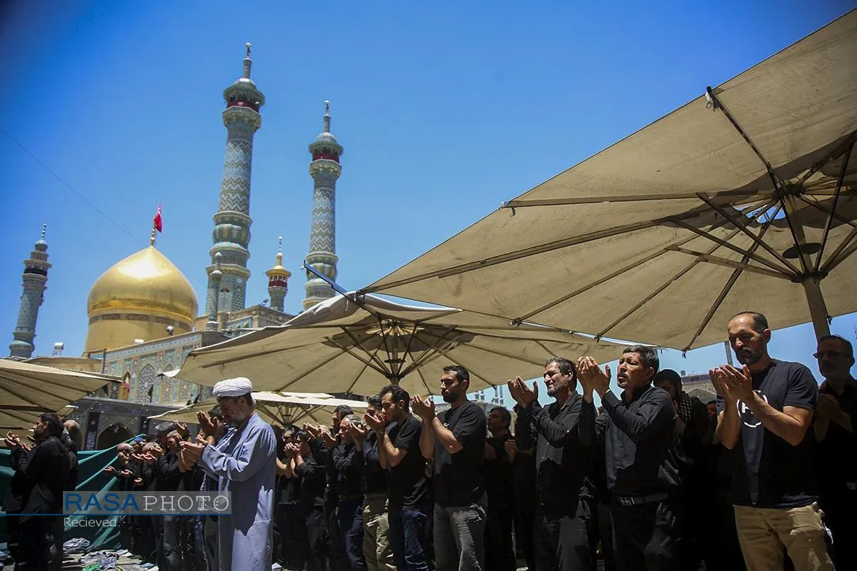 نماز جماعت و عزاداری ظهر عاشورای حسینی در قم
