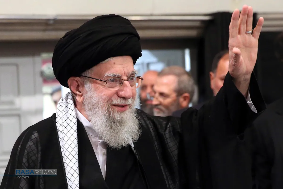 اولین شب عزاداری حضرت اباعبدالله الحسین (علیه&zwnj;السلام) با حضور رهبر انقلاب