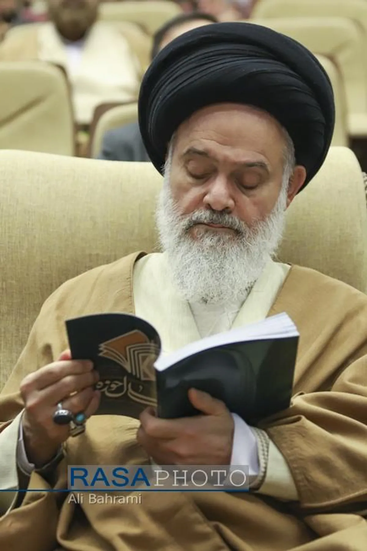 بیست&zwnj;وششمین همایش کتاب سال و هشتمین جشنواره مقالات علمی حوزه قم