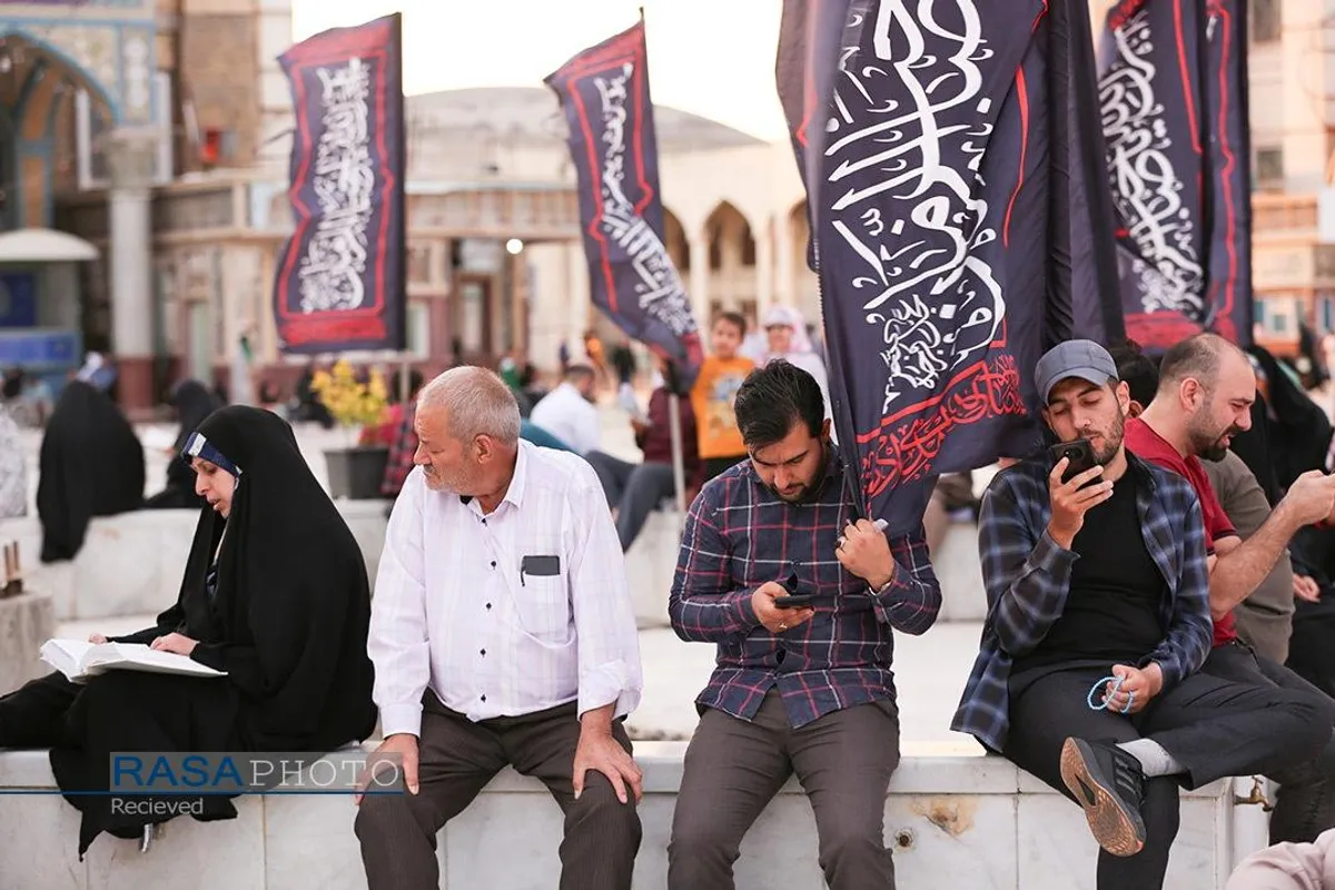 مراسم قرائت دعای عرفه امام حسین (ع) در مسجد جمکران