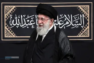 دومین شب مراسم عزاداری حضرت اباعبدالله الحسین (علیه&zwnj;السلام) با حضور رهبر انقلاب