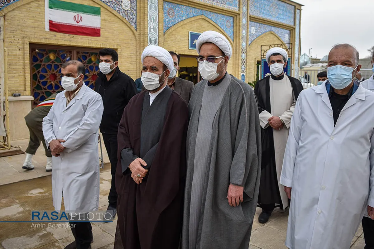 آیین گلاب شویی مضجع شریف حضرت احمدبن موسی الکاظم (ع) &lrm;&lrm;