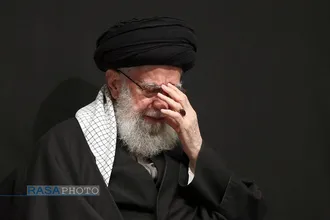 اولین شب مراسم عزاداری حضرت فاطمه&zwnj;زهرا (سلام&zwnj;الله&zwnj;علیها) با حضور رهبر انقلاب