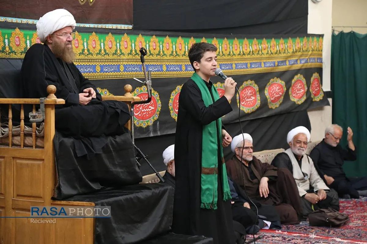 عزاداری روز عاشورای حسینی (ع) در بیوت مراجع تقلید