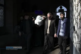 مراسم تشییع و خاکسپاری ابوالشهید حاج&zwnj;آقا عبدالله طائب