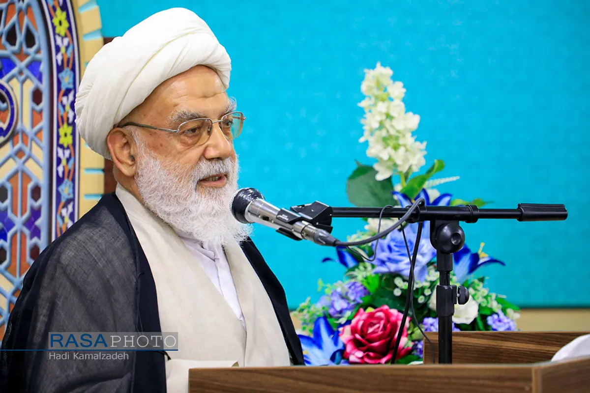 نشست تبیین گام دوم انقلاب در دفتر نماینده ولی فقیه با سخنرانی حجت الاسلام محسنی اژه ای