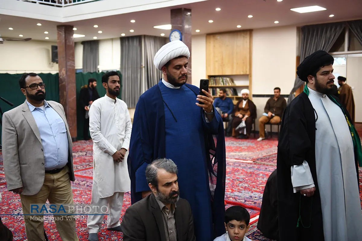 جشن عمامه&zwnj;گذاری طلاب در روز میلاد حضرت بقیة الله الاعظم (عج)