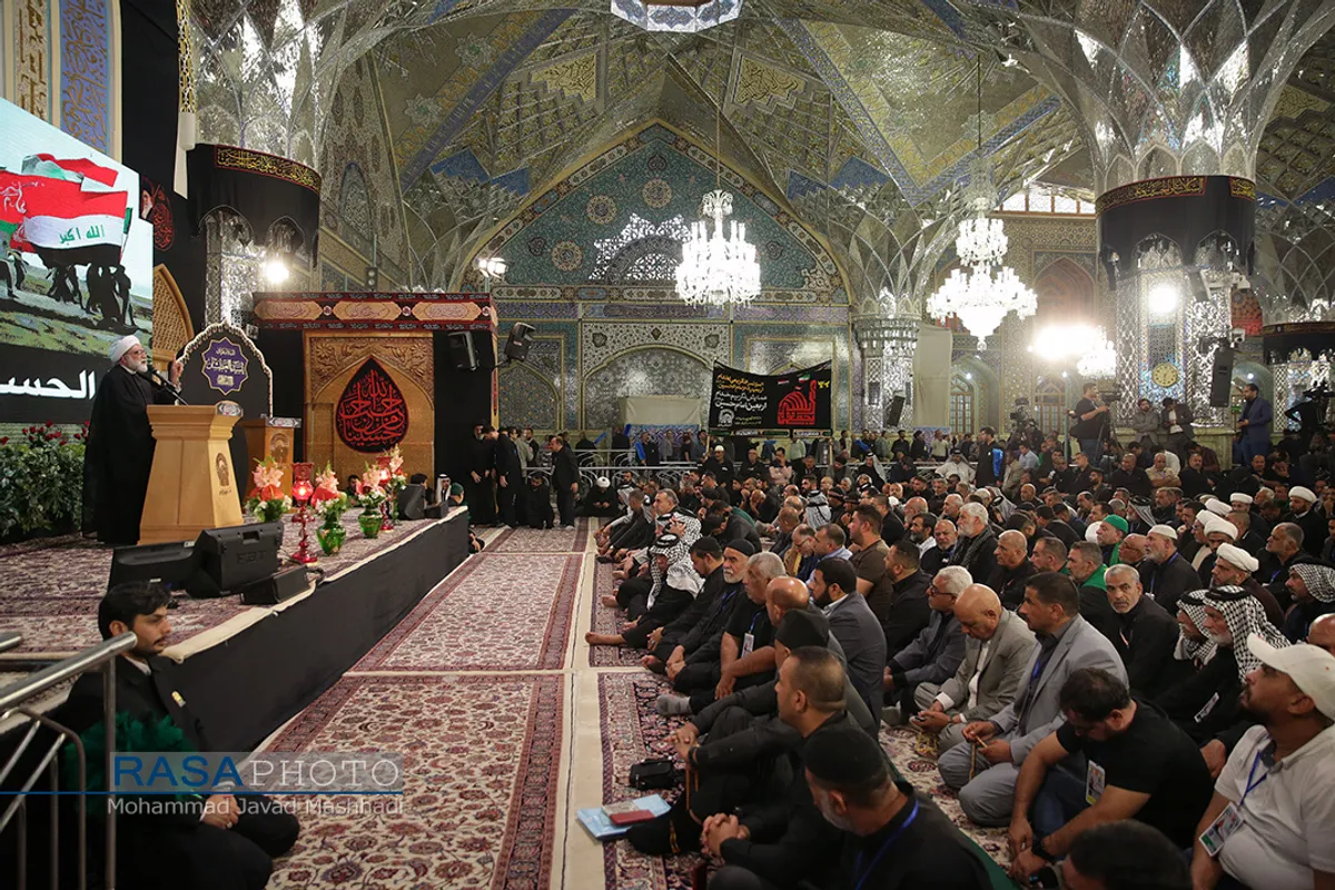 مراسم تکریم موکب داران عراقی در حرم مطهر رضوی