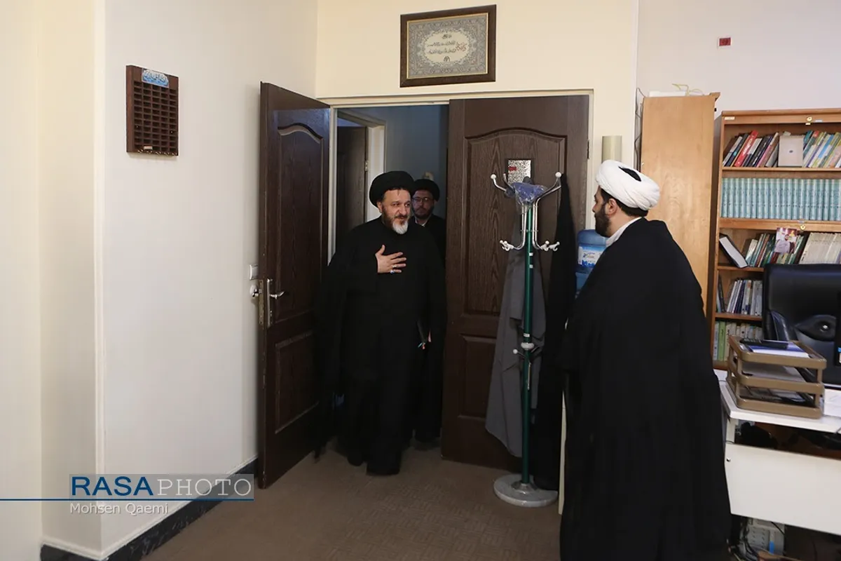 بازدید هیئت رئیسه مجمع نمایندگان طلاب در آستانه روز خبرنگار از خبرگزاری رسا