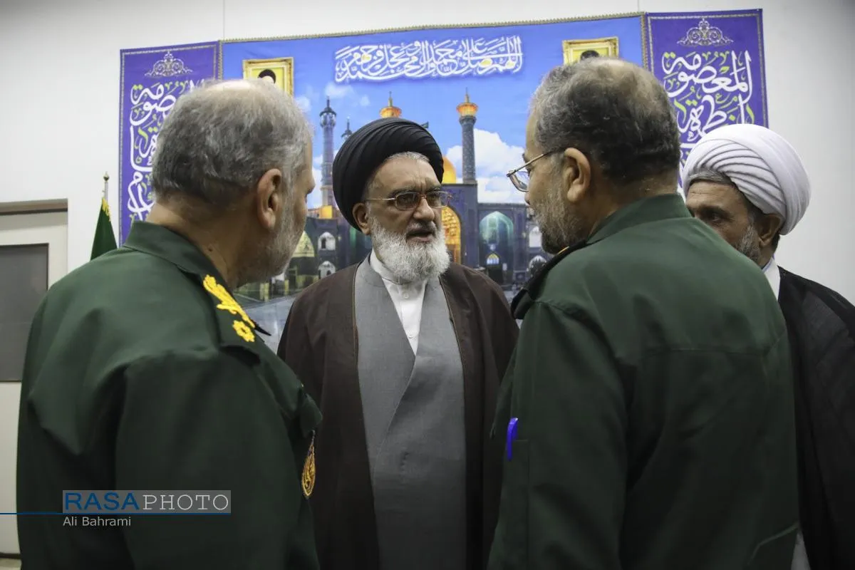 دیدار رئیس سازمان بسیج مستضعفین با مراجع تقلید و علما در قم