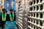 آیین سیاهپوشان ضریح مطهر بانوی کرامت