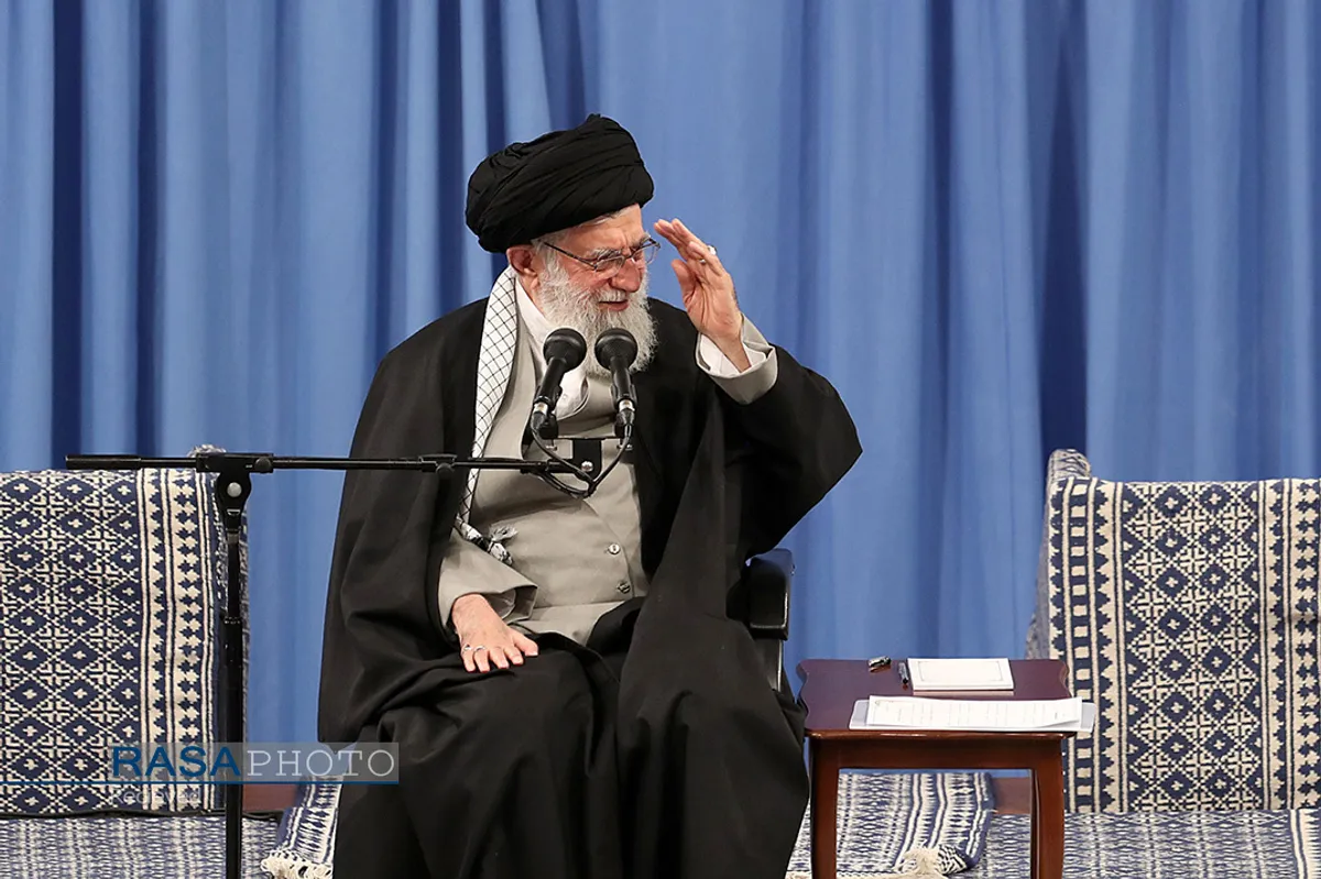 دیدار مداحان اهل&zwnj;بیت (علیهم&zwnj;السلام) با مقام معظم رهبری