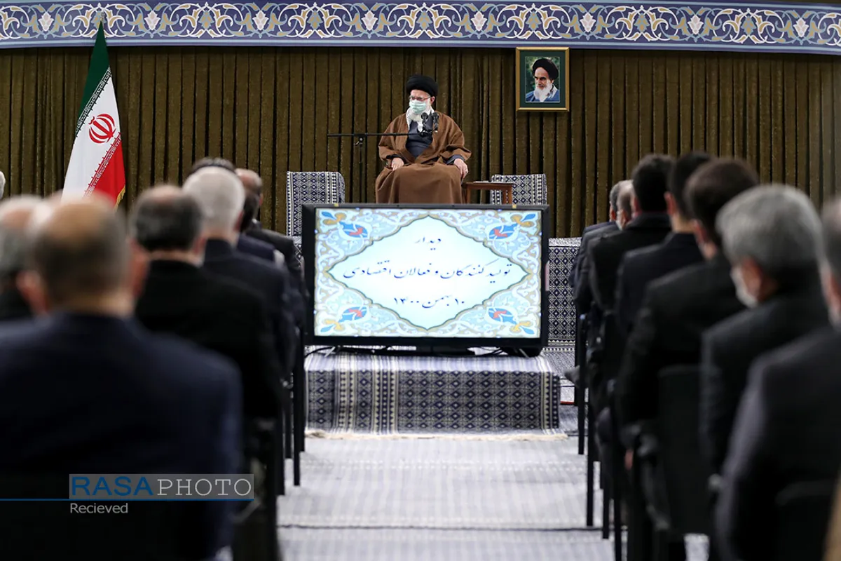 دیدار تولیدکنندگان و فعالان اقتصادی با مقام معظم رهبری
