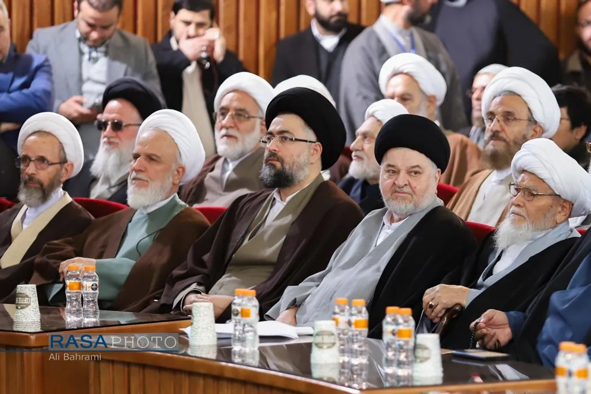 رونمایی از تفسیر تسنیم آیت&zwnj;الله جوادی آملی