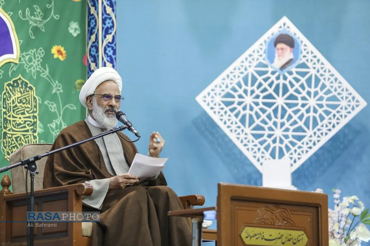 بزرگداشت شهدای فتنه اخیر آمریکایی صهیونیستی در قم
