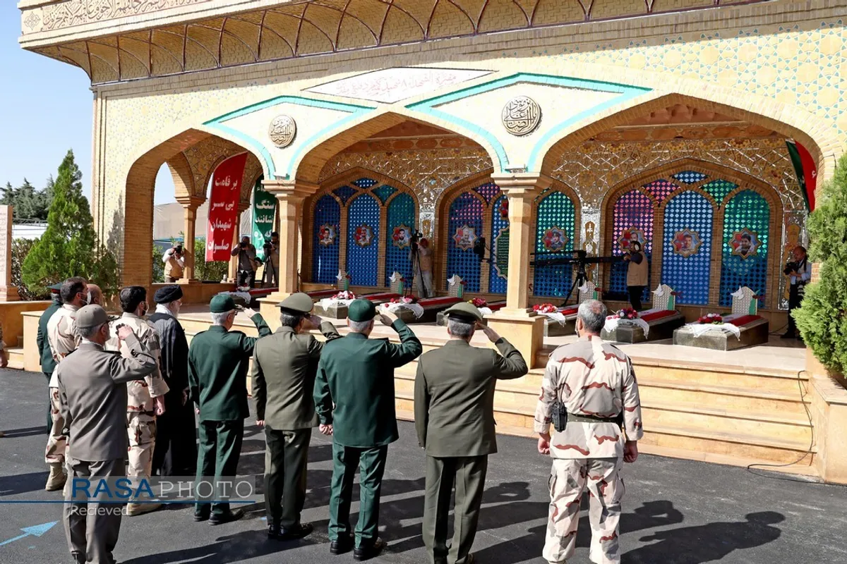حضور فرمانده کل قوا در مراسم مشترک دانش&zwnj;آموختگی دانشگاه&zwnj;های افسری نیروهای مسلح