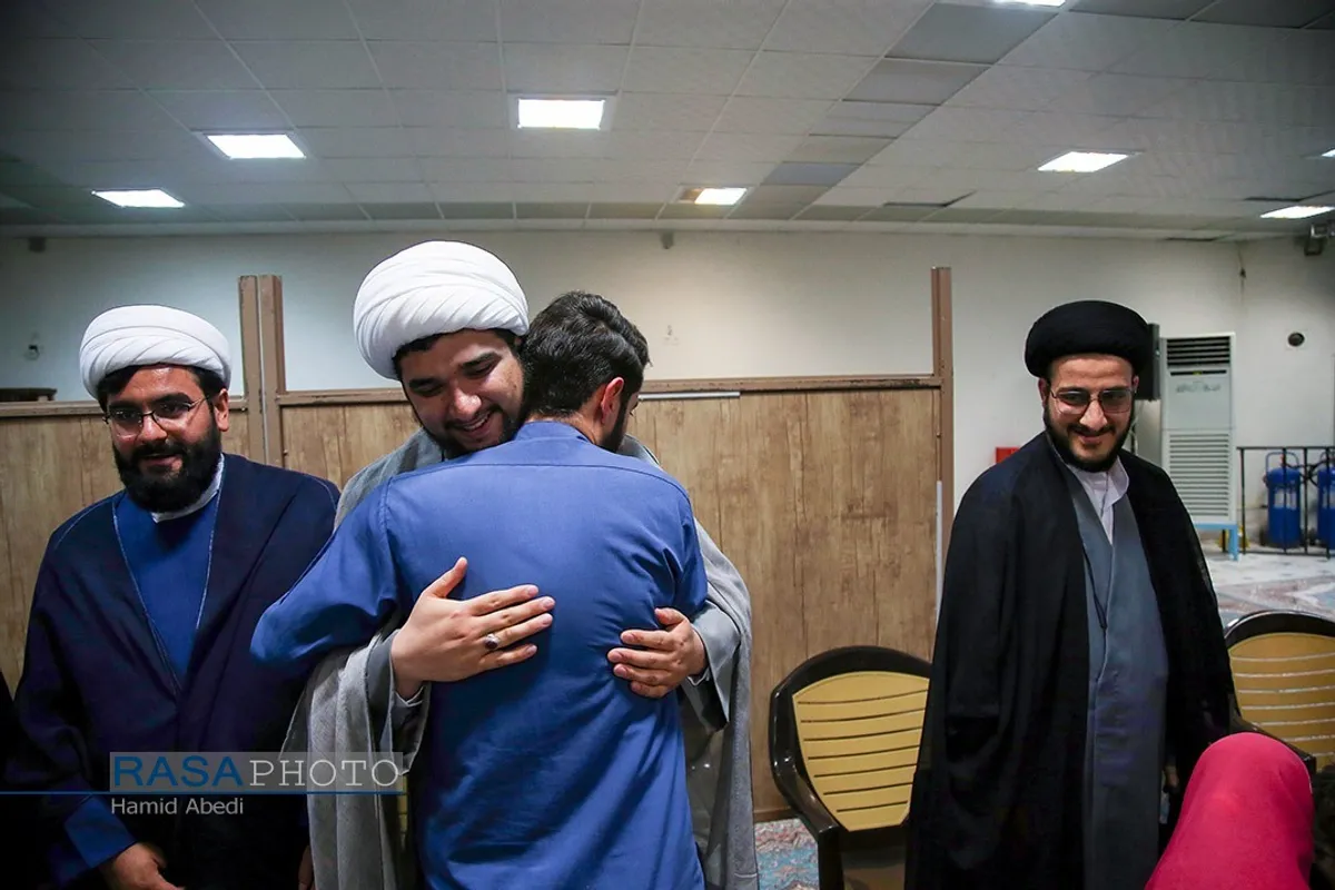 جشن عید سعید غدیر و عمامه گذاری تعدادی از طلاب حوزه علمیه قم