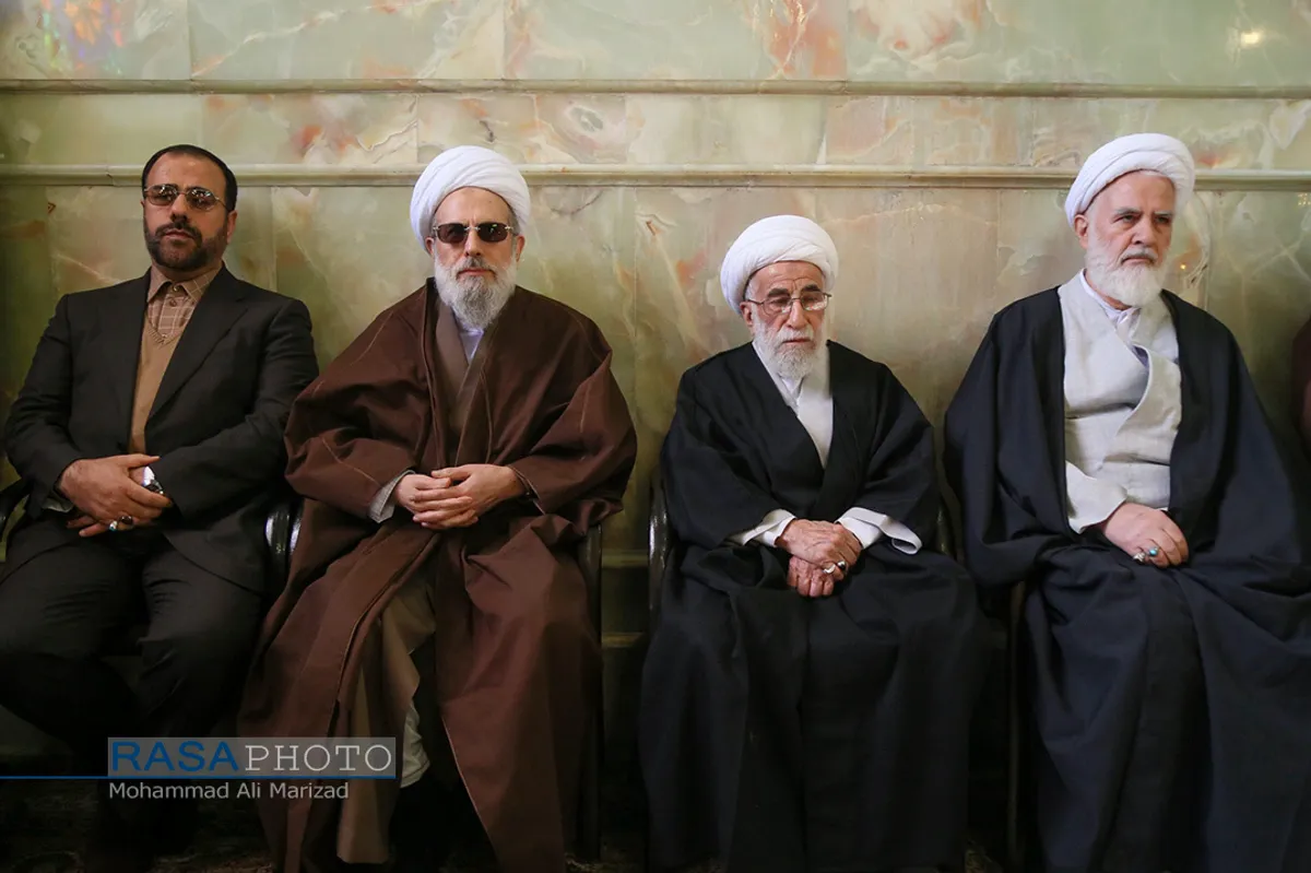 مراسم تشییع پیکر آیت الله مومن نماینده مردم استان قم در مجلس خبرگان رهبری