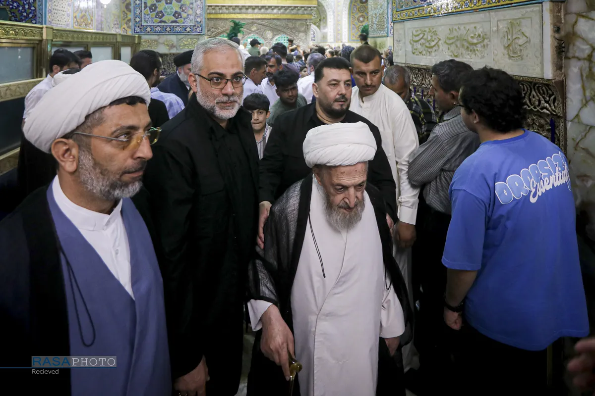 تشرف حضرت آیت&zwnj;الله جعفر سبحانی به حرم مطهر رضوی
