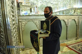 آئین تعویض پرچم حرم حضرت احمد&zwnj;بن&zwnj;موسی الکاظم (ع) در شراز