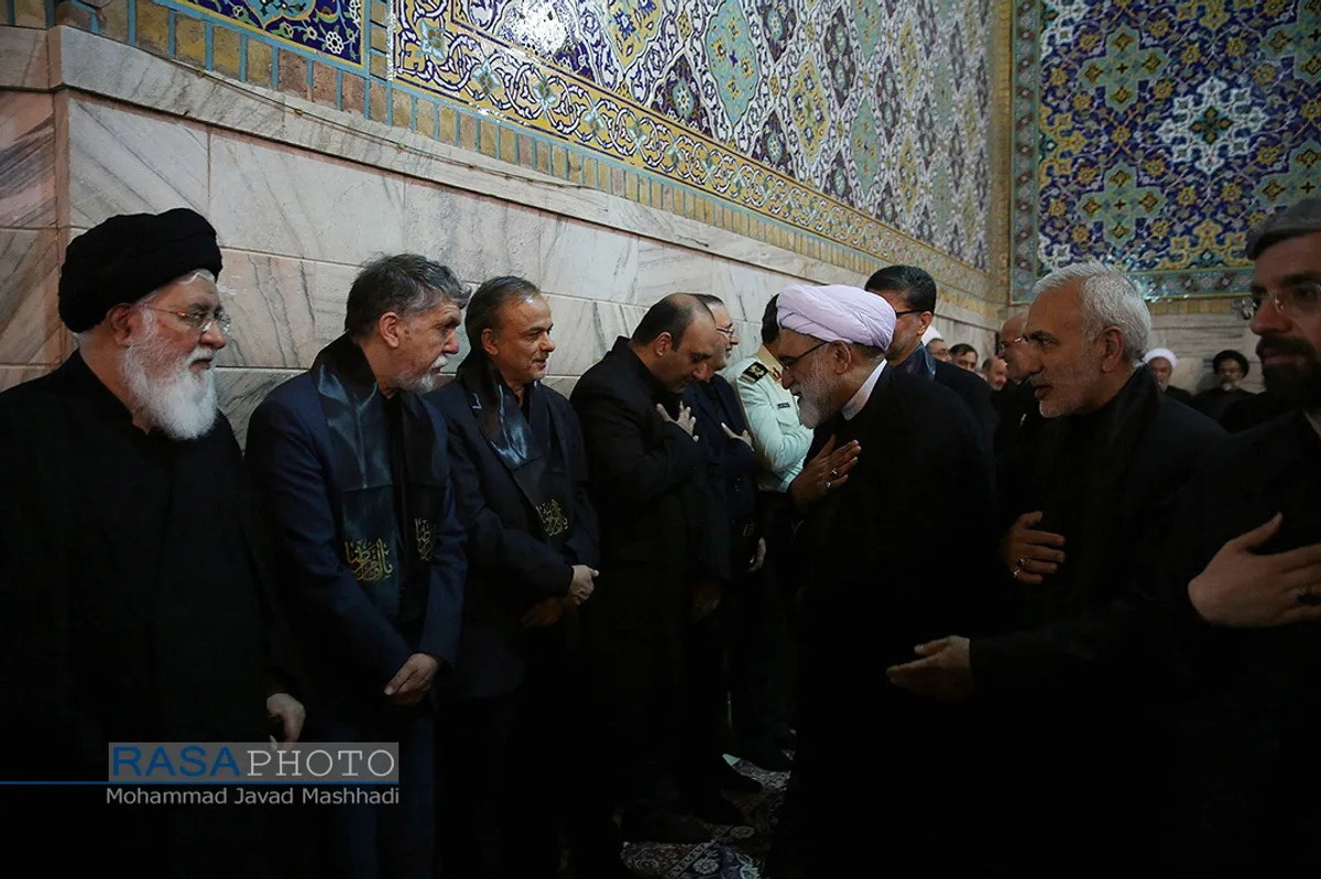 مراسم خطبه خوانی شب عاشورا در حرم مطهر رضوی&lrm;