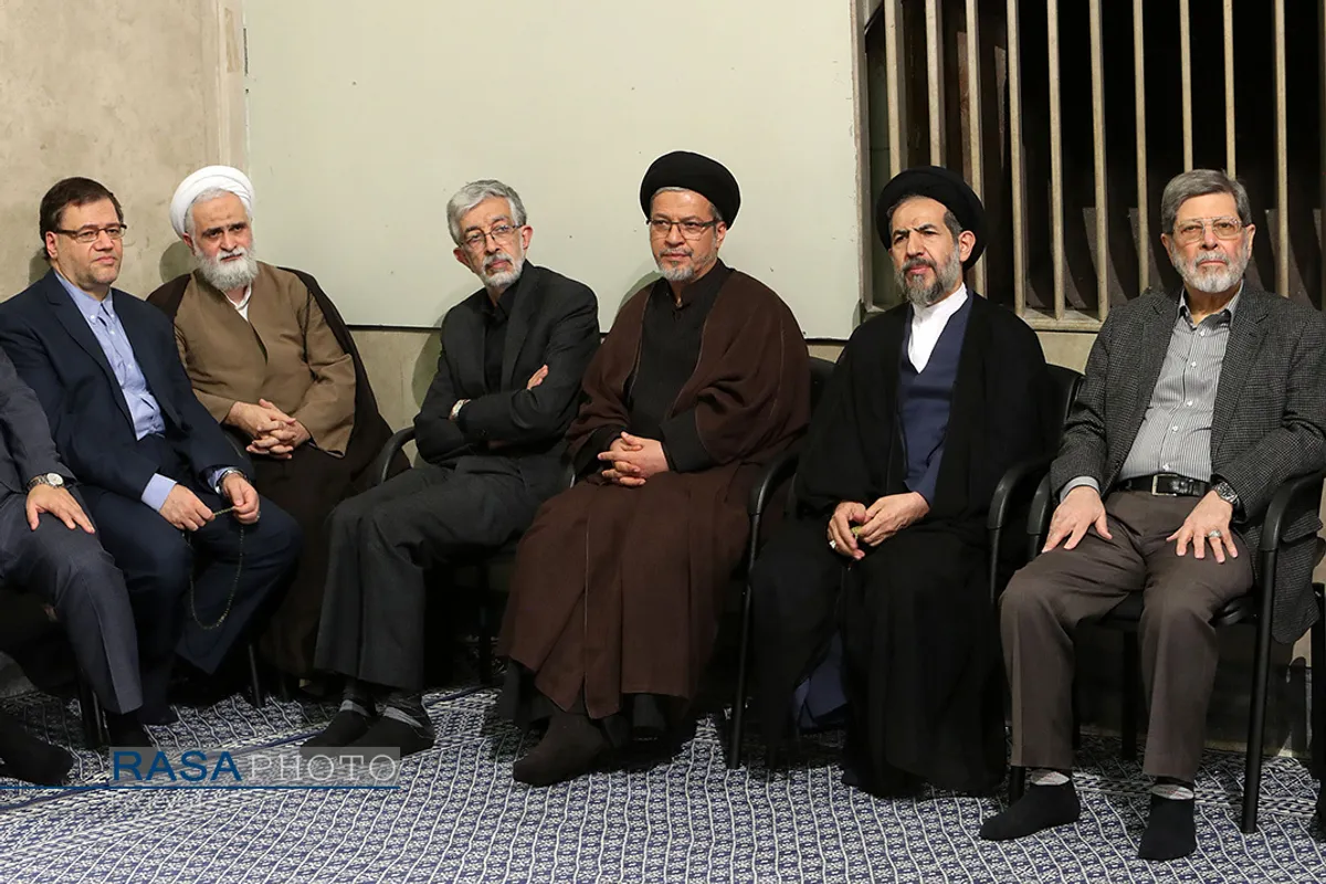 دیدار جمعی از اساتید، اعضای هیئت&zwnj;های علمی و پژوهشگران دانشگاه&zwnj;ها و مراکز علمی با رهبر انقلاب