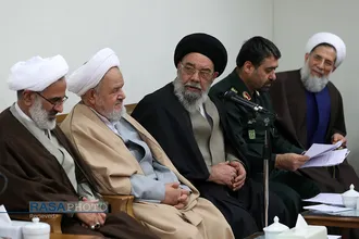 دیدار دست&zwnj;اندرکاران کنگره بزرگداشت شهدای روحانی با رهبر انقلاب