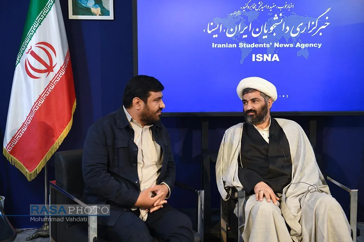 بازدید&zwnj; مدیر عامل خبرگزاری رسا از غرفه رسانه ها در نمایشگاه مطبوعات