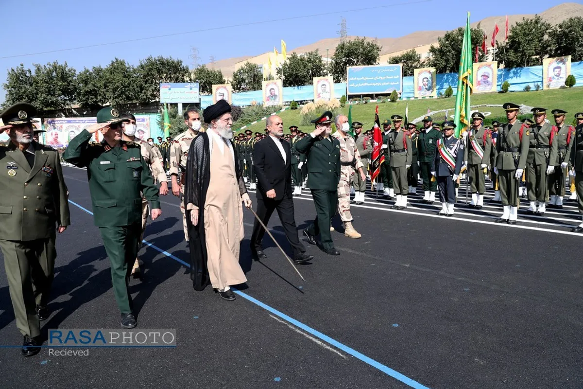 حضور فرمانده کل قوا در مراسم مشترک دانش&zwnj;آموختگی دانشگاه&zwnj;های افسری نیروهای مسلح