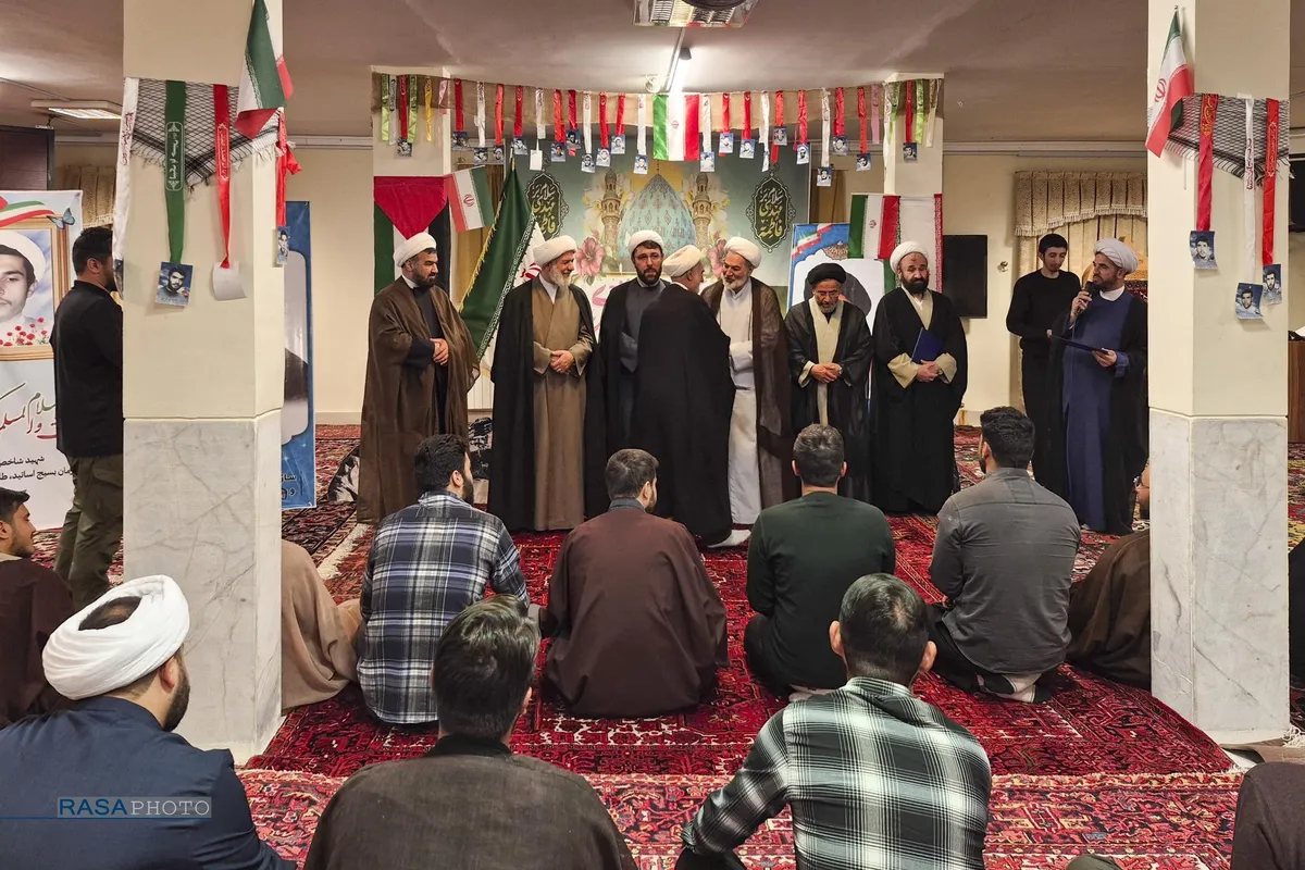 مراسم تجلیل از رزمندگان روحانی دفاع مقدس در تبریز