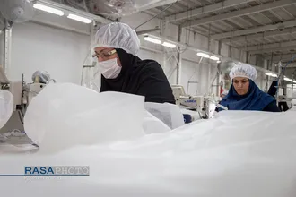 تولید جهادی و رایگان لباس مخصوص کادر درمانی بیماران مبتلا به کرونا در تهران