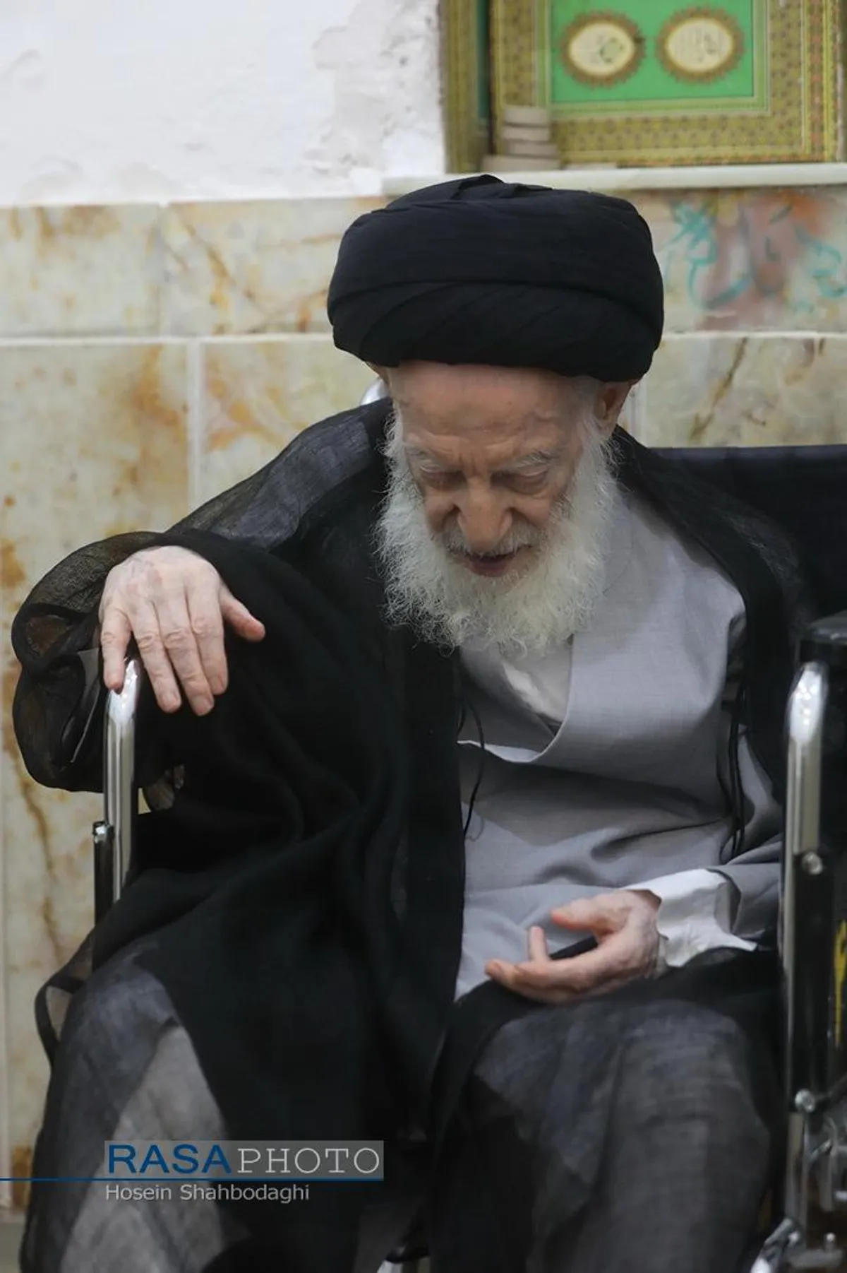 تشرف حضرت آیت الله شبیری زنجانی به حرم حضرت فاطمه معصومه (سلام&zwnj;الله&zwnj;علیها)