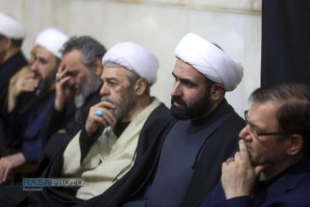 بزرگداشت شهید لاریجانی و وداع با پیکر مطهر شهید کیارش در حرم بانوی کرامت