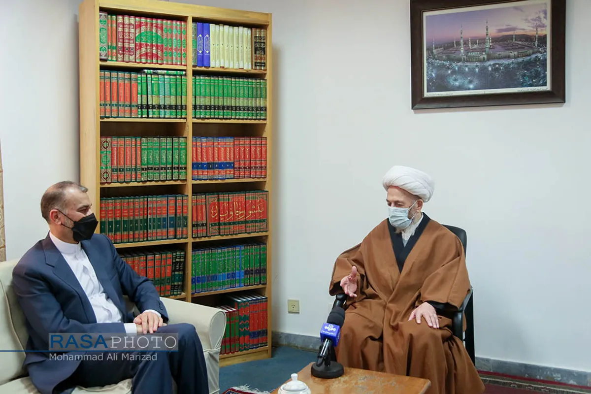 دیدار وزیر امور خارجه با مراجع تقلید و علما