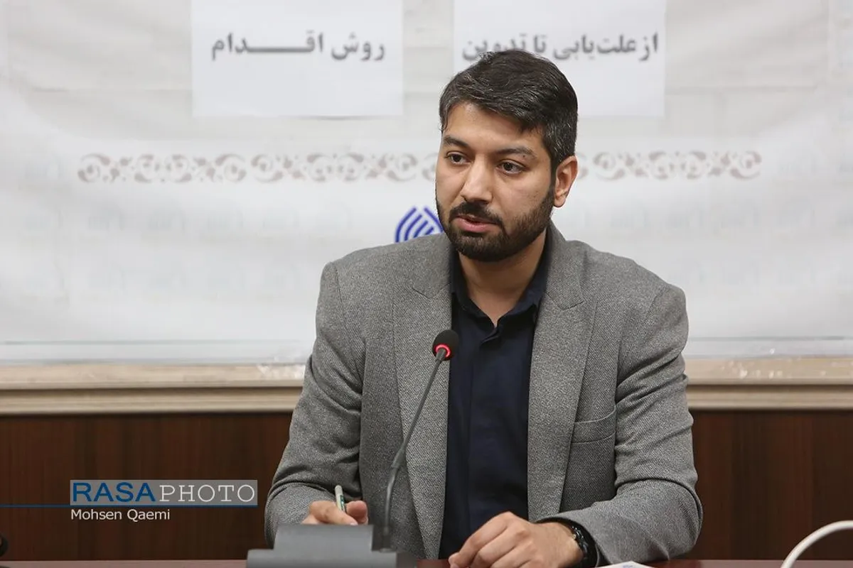 مراسم رونمایی از کتاب آسیب&zwnj;های جامع فضای سایبر