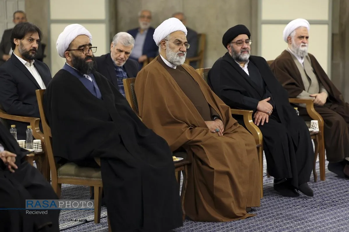دیدار اعضای ستاد برگزاری کنگره بزرگداشت آیت&zwnj;الله میلانی با رهبر معظم انقلاب