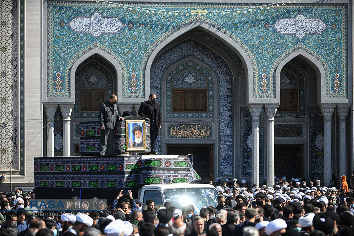 تشییع پیکر آیت الله علوی گرگانی در قم