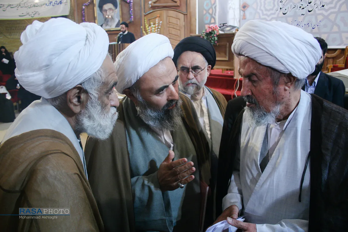 تصاویری از مرحوم آیت الله مومن عضو خبرگان رهبری