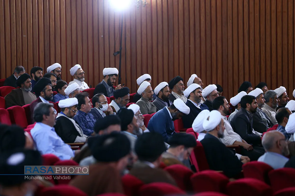 همایش بین المللی مهدویت و انتظار در اندیشه حضرت آیت الله صافی (ره)