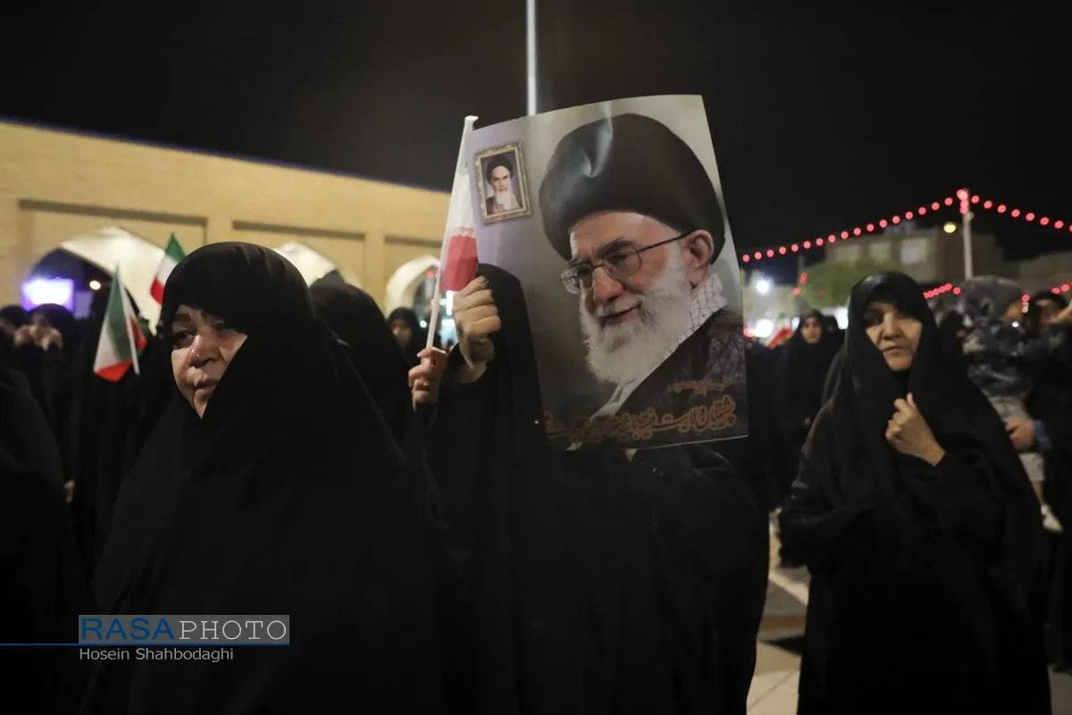 تجمع مردم انقلابی و ولایتمدار قم در حمایت از نظام مقدس اسلامی و محکومیت تجاوز دشمن آمریکایی و صهیونیستی به کشور