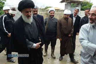 آیت الله توکل نماینده مردم مازندران در مجلس خبرگان رهبری، حجت الاسلام حسن روحانی امام جمعه بابل، حجت الاسلام شکریان رئیس سازمان تبلیغات اسلامی با حضور در مناطق سیل زده مازندران از روند امداد رسانی به سیل زدگان بازدید کردند.