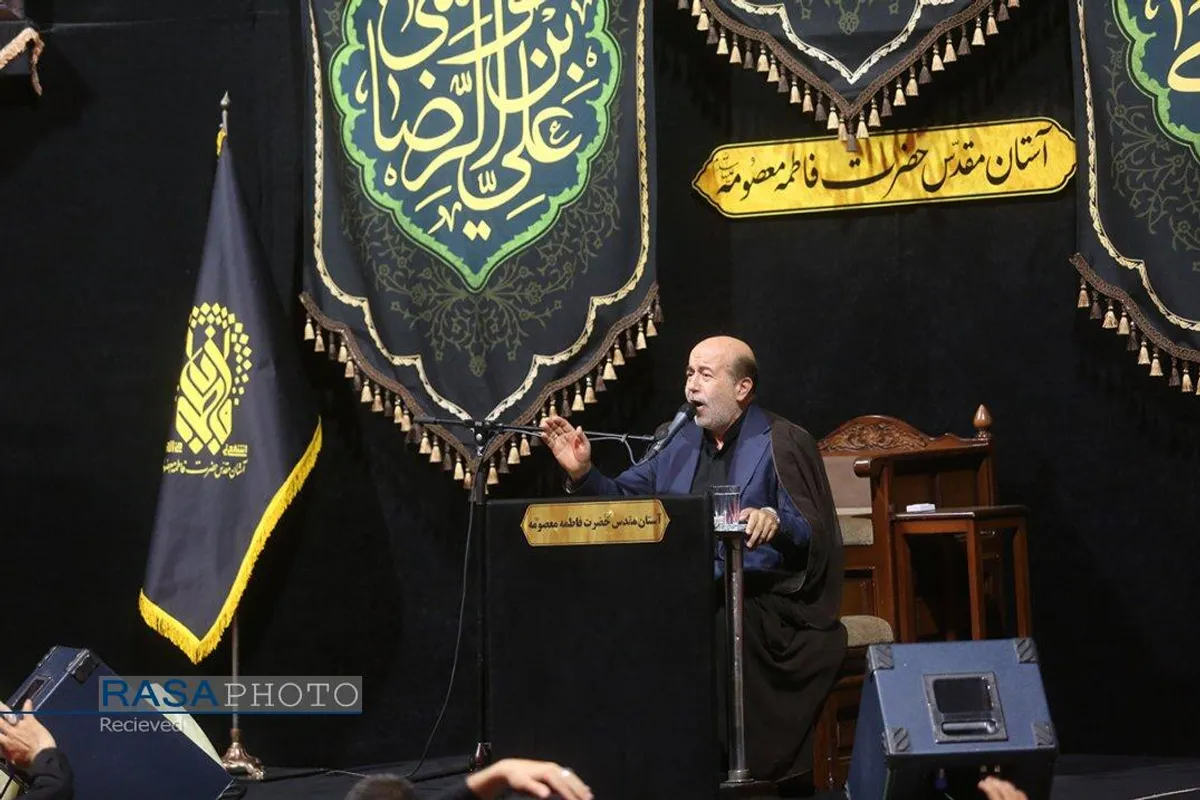 عزاداری شب شهادت امام رئوف (ع) در حرم کریمه اهلبیت (ع)