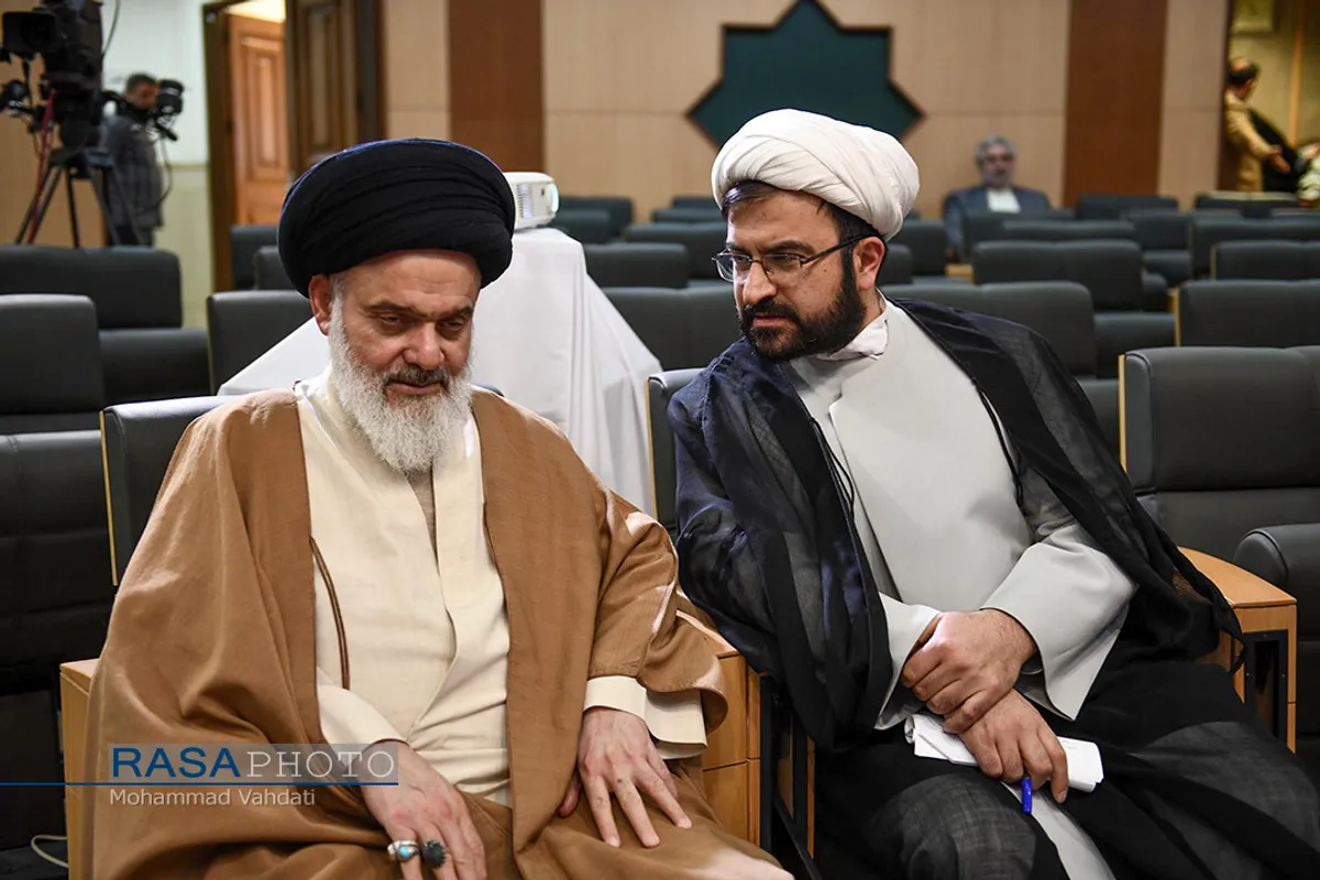 چهارمین همایش کتاب سال حکومت اسلامی
چهارمین همایش کتاب سال حکومت اسلامی