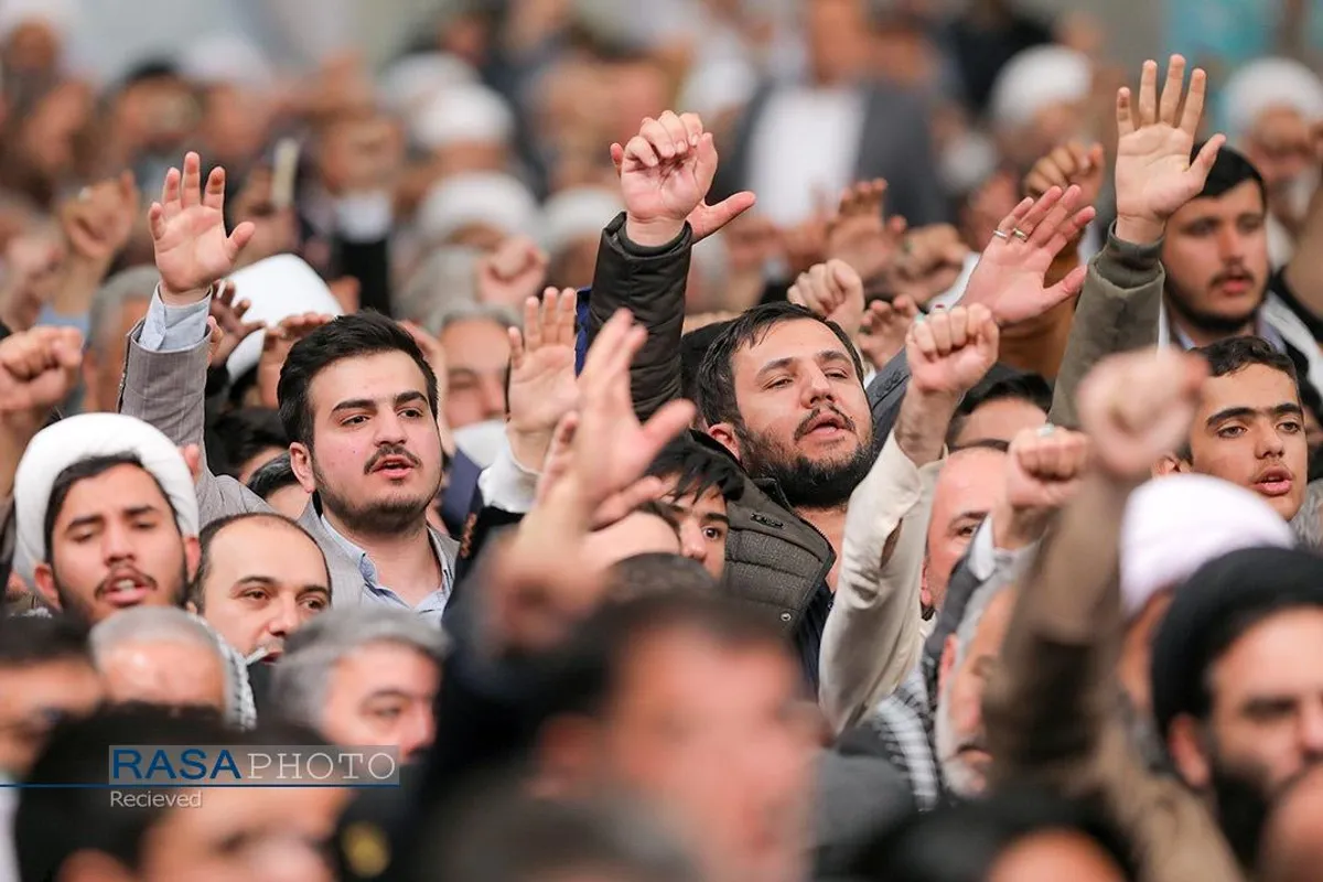 دیدار شرکت&zwnj;کنندگان در مسابقات بین&zwnj;المللی قرآن با رهبر معظم انقلاب