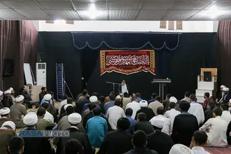 دیدار نماینده ولی فقیه در استان خوزستان با جمعی از طلاب اهواز