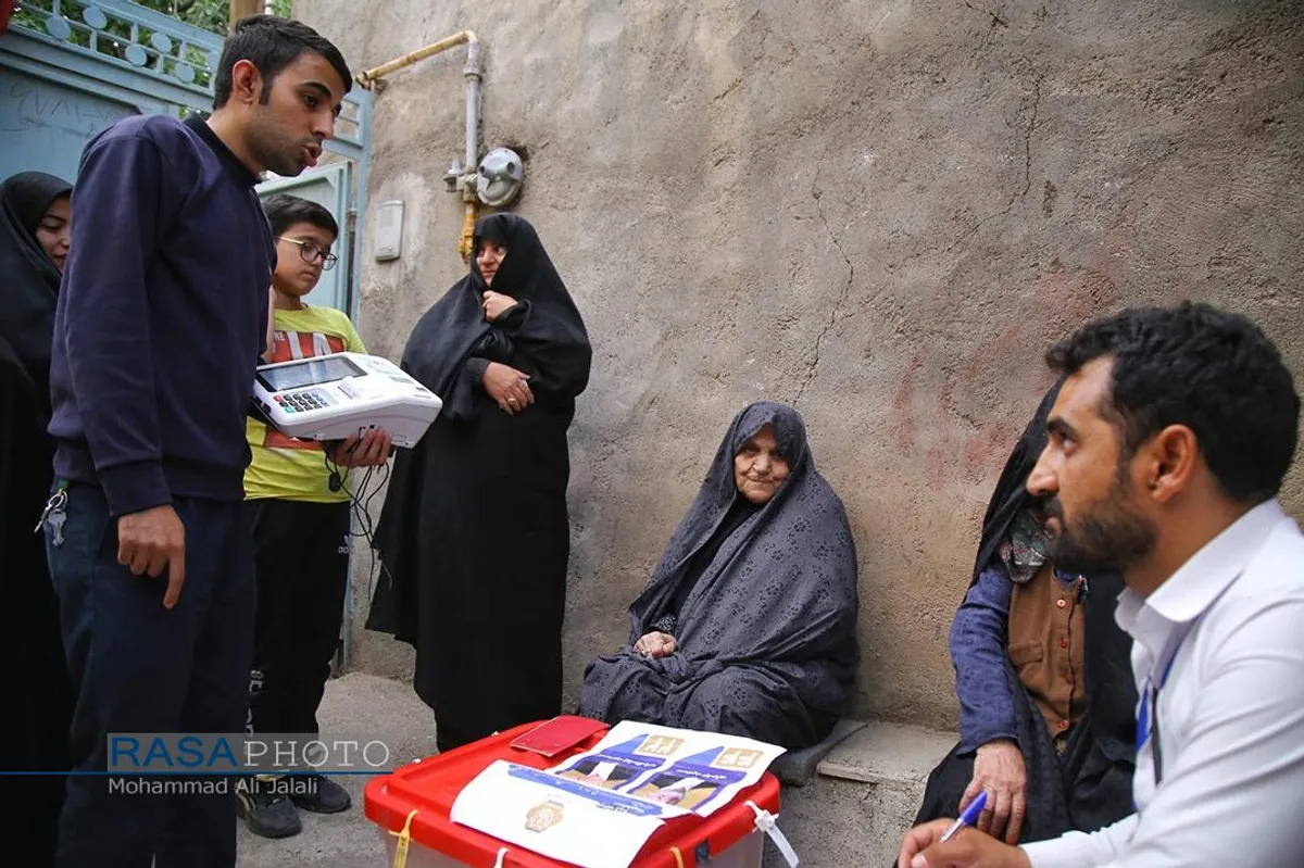 صندوق سیار اخذ رای در روستا های قم