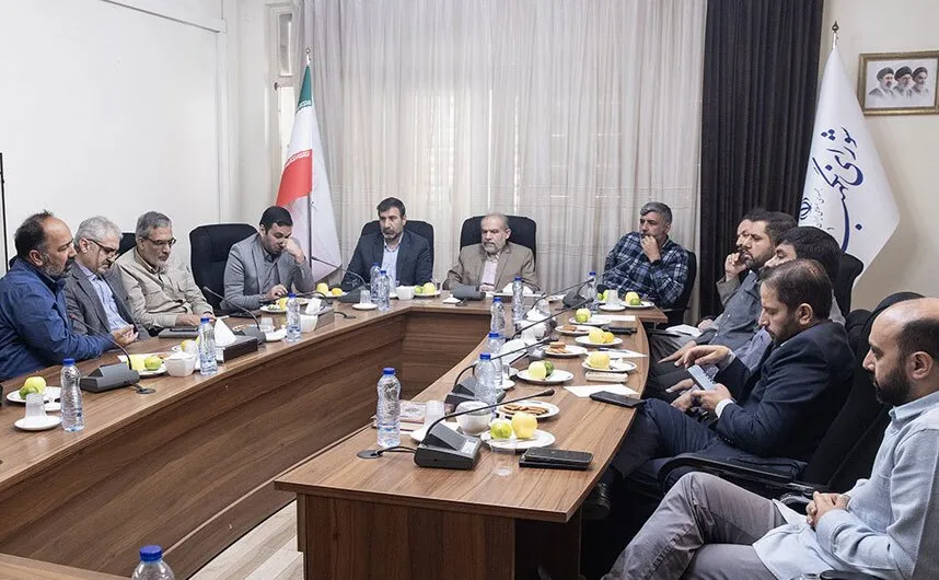 نشست قائم‌مقام دبیر و سخنگوی شورای نگهبان با جمعی از مدیران رسانه‌ای کشور