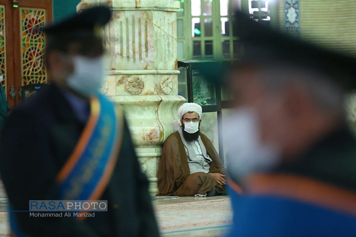 غبار روبی مسجد مقدس جمکران در آغاز دهه مهدویت